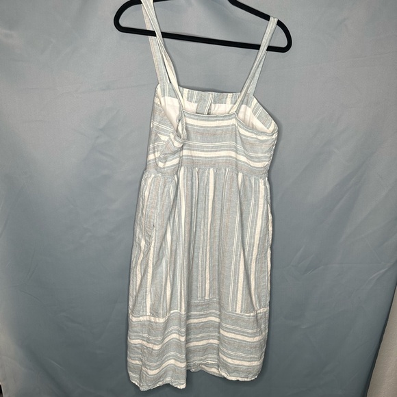 Target Light Blue Striped Midi Dress with pockets adjustable straps - Picture 3 of 6